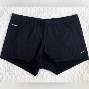 Nike FITDRY tight running shorts size M